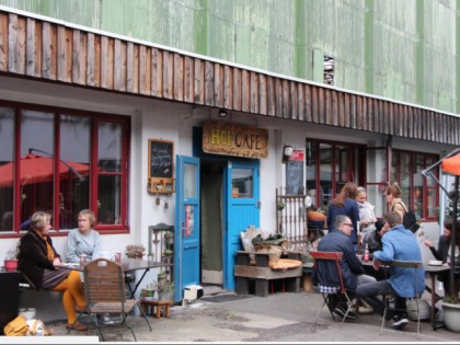 Foto: Stra&amp;szlig;encaf&amp;eacute; Unionviertel